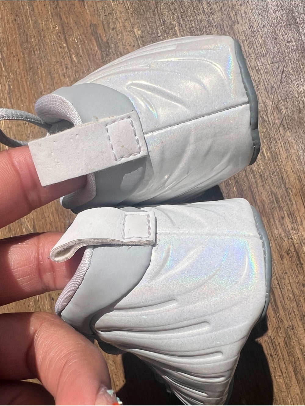Nike Lil’ Posite One Foamposite Iridescent Toddler Shoes Size 4C - Picture 5 of 7